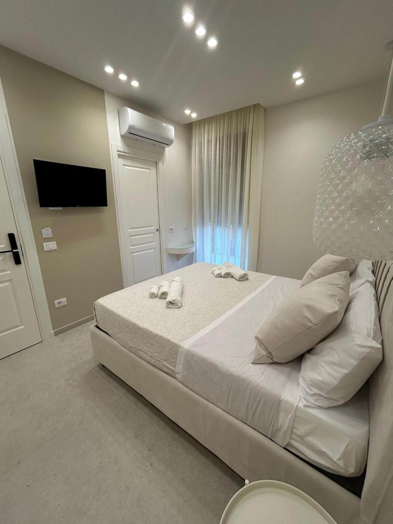 B&B Le Origini Naples Luaran gambar