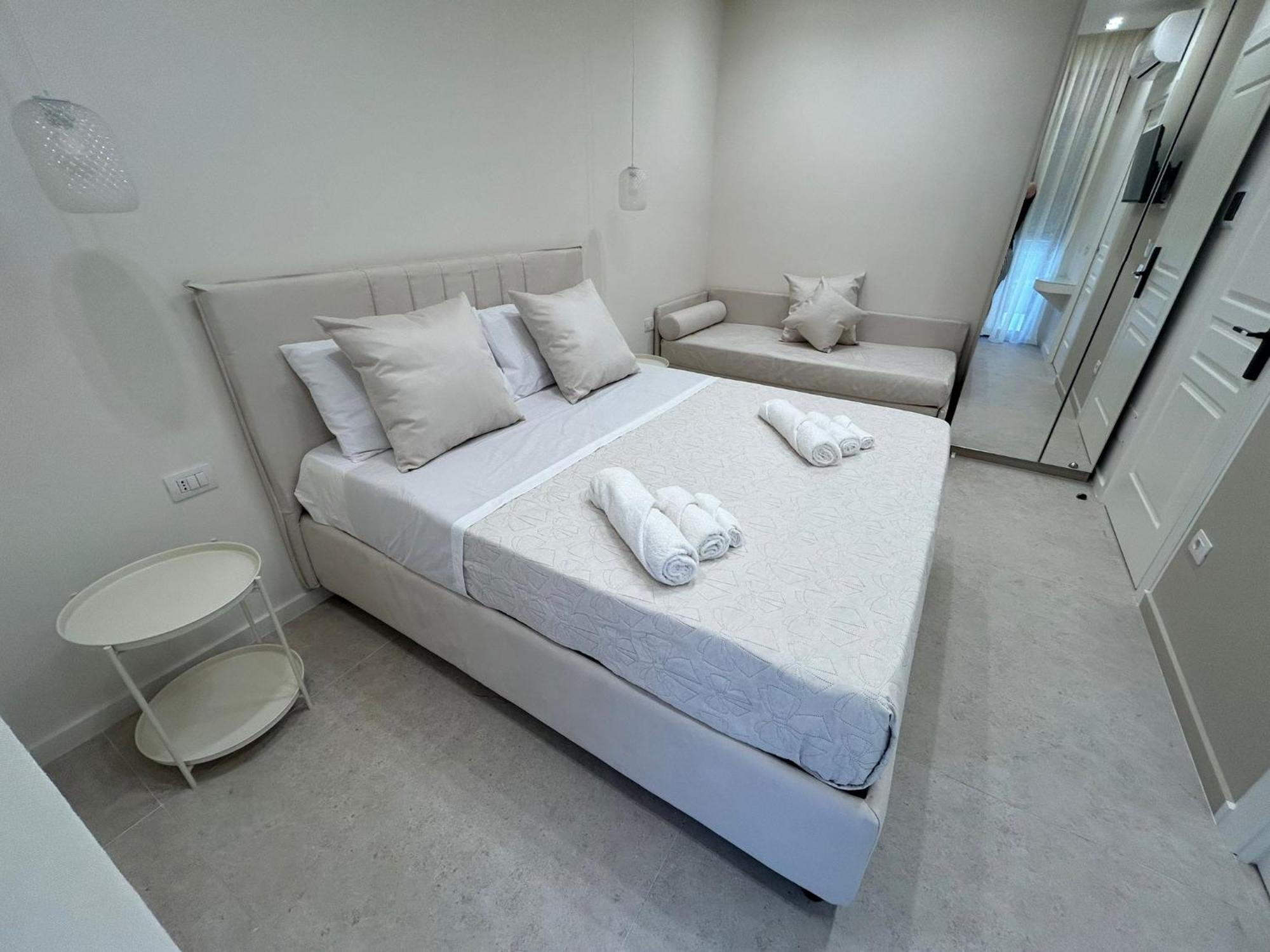 B&B Le Origini Naples Luaran gambar